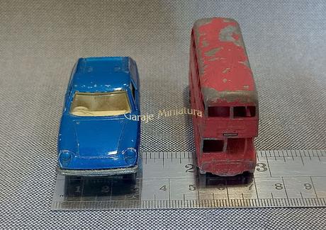 AEC Routemaster y Lotus Europa de Matchbox con el número 5 AEC Routemaster y Lotus Europa de Matchbox con el número 5