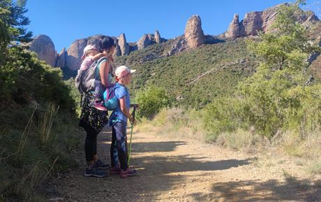 Vuelta circular a los Mallos de Agüero: Excursión fácil con niños cerca de Huesca