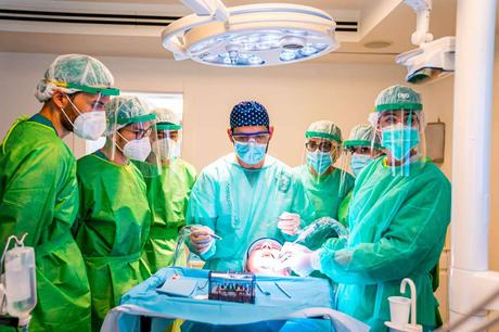 Máster en Cirugía Bucal Máster en Cirugía Bucal