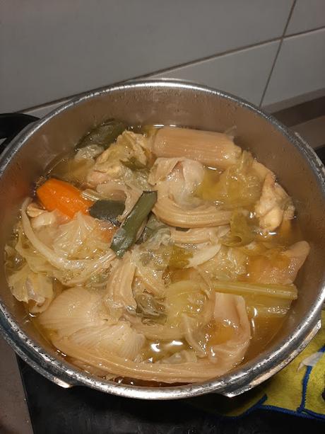 CALDO DE HUESOS