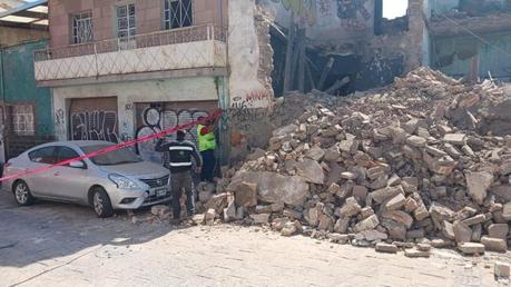 Protección Civil Estatal revisa derrumbe de vivienda en el Barrio del Montecillo