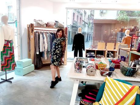 BLOGSSIPGIRL TE PRESENTA: AL LORO, VISTE CON MODA DESENFADADA Y LLENA DE PERSONALIDAD.