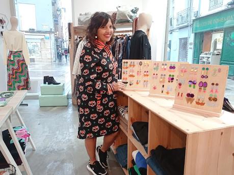 BLOGSSIPGIRL TE PRESENTA: AL LORO, VISTE CON MODA DESENFADADA Y LLENA DE PERSONALIDAD.