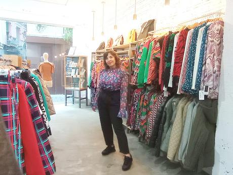 BLOGSSIPGIRL TE PRESENTA: AL LORO, VISTE CON MODA DESENFADADA Y LLENA DE PERSONALIDAD.