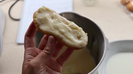 Rellenar las soletillas con crema