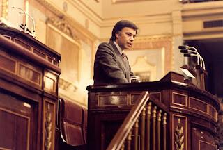 UN TAL GONZÁLEZ (2022), DE SERGIO DEL MOLINO. RETRATO DE UN HOMBRE CARISMÁTICO.