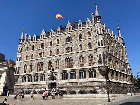 Qué ver en León en un día Casa Botines en León