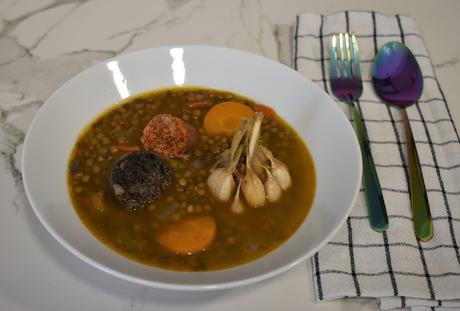 Lentejas con chorizo y morcilla (modo tradicional)