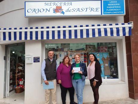 ENTREGA PREMIO AL GANADOR CAMPAÑA COMERCIO DE CERCANÍA «UN BARRIO CON ALMA, DISFRUTALO» ENTREGA PREMIO AL GANADOR CAMPAÑA COMERCIO DE CERCANÍA «UN BARRIO CON ALMA, DISFRUTALO»