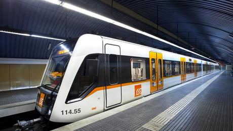 Aumenta la frecuencia de circulación del metro en la línea del Vallès