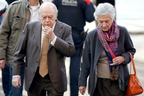 La chusma política catalana, presa del odio a España