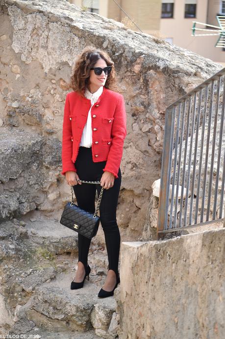 THE RED JACKET THE RED JACKET