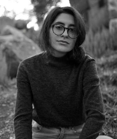 El humor paleontológico de Nia Schamuells