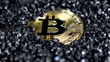 ¿Por qué sigue a la baja el precio del Bitcoin?