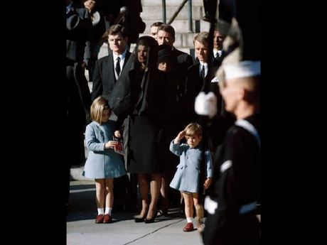 [ARCHIVO DEL BLOG] Una fecha para el recuerdo. [Publicada el 22/11/2009]