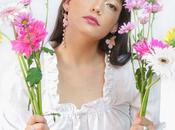 «Florecer» primer álbum chilena Paulina Camus