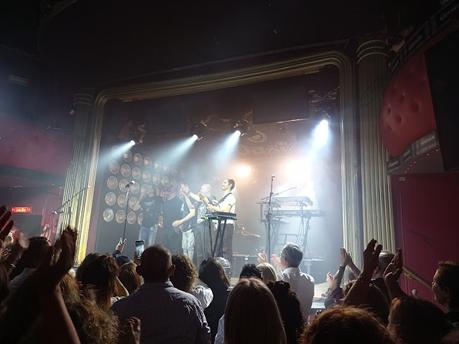 BLOGSSIPGIRL PRESENTA: RAFA SÁNCHEZ (LA UNIÓN), LA ELEGANCIA DE UNA VOZ CÁLIDA Y PROFUNDA.