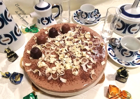 TARTA DE DOS CHOCOLATES (sin horno) TARTA DE DOS CHOCOLATES (sin horno)