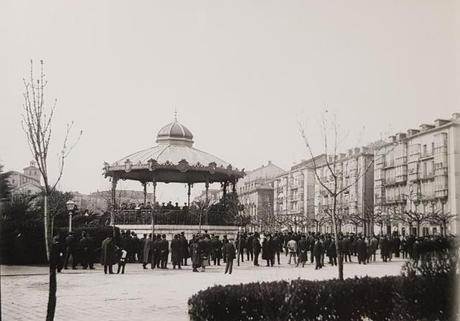 Concierto en el Paseo de Pereda