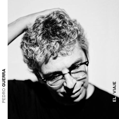 Pedro Guerra presenta El Viaje en el teatro Pathé