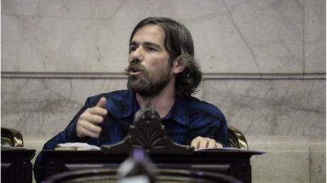 Aumento a legisladores: La Izquierda, en contra (pero sin éxito)