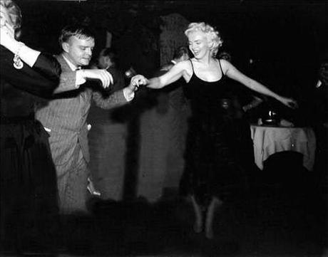 MARILYN VISTA POR TRUMAN CAPOTE