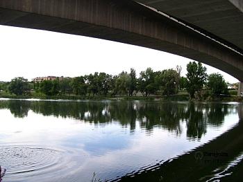 Zaragoza-noche-y-día-el-viento-no-nos-llevó