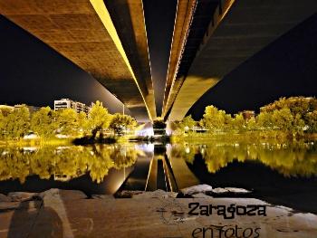 Zaragoza-noche-y-día-el-viento-no-nos-llevó