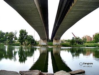 Zaragoza-noche-y-día-el-viento-no-nos-llevó