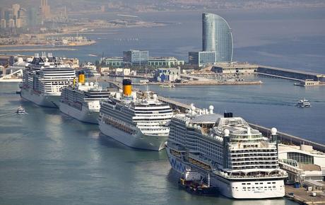 Cruceros con más de dos millones de personas llegan al Port de Barcelona