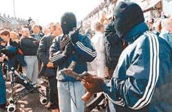 ETA ANUNCIA EL CESE EN SU ACTIVIDAD TERRORISTA