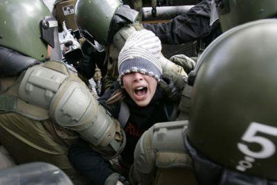 Estudiantes chilenos acudirán a Corte Interamericana de DD.HH. por represión policial