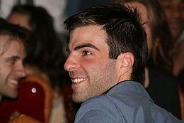 Zachary Quinto sale del armario