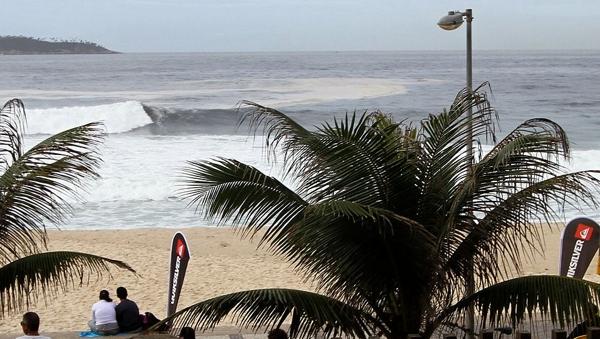 Kolohe Andino gana el Quiksilver Brasil Open of Surfing 2011