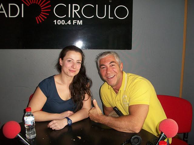 Juanjo López con sus Doce Cenicientas en Ponte en mi Piel