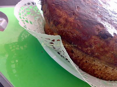 Brioche de plátano y nueces con fideos de chocolate