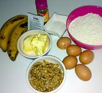 Brioche de plátano y nueces con fideos de chocolate