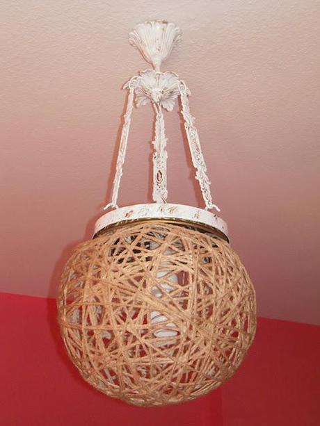 Concurso DIY x4duros'11: La lámpara de Hilos Random light de Ángeles