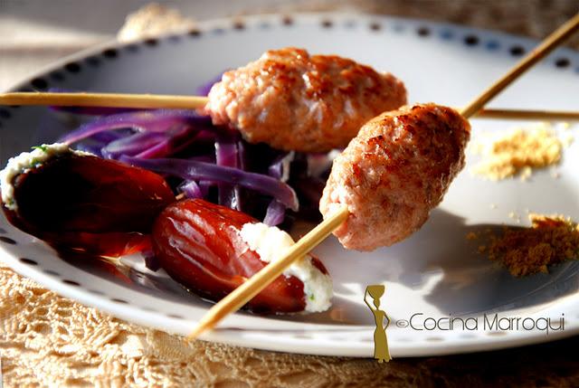 Kefta sobre lombarda al limón y Aguellid relleno