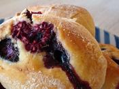 Brioche frutos rojos: arándanos frambuesas