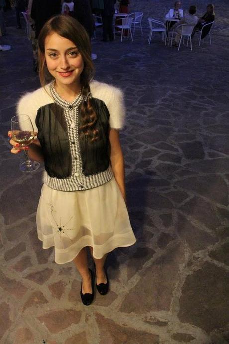 Estilo de Lourdes, de Russian Red