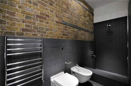 sillas eames muro caravista muebles de diseño grandes ventanales estilo nórdico estilo minimalista estilo londinense entrevisa decoesfera delikatissen diseño de interiores decoración en blanco decoración de interiores cocina moderna cocina blanca cama tatami apartamento de diseño en londres 