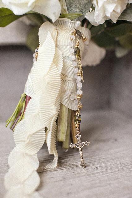 Dos ideas para el atado de tu ramo Dos ideas para el atado de tu ramo