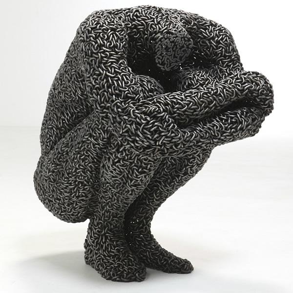 Esculturas hechas con cadenas