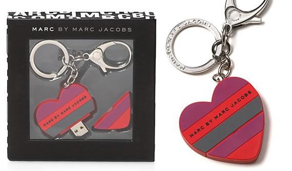 Marc Jacobs y sus memorias USB