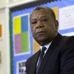 Sir William Atkinson. Director del Phoenix High...