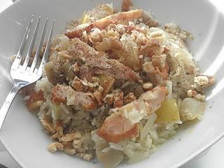 Arroz con daditos de berenjena, pera y pollo