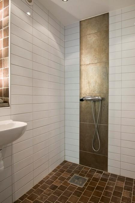 Mini adosado de 54 m² urbanización sueca suelo de parquet muebles de ikea mini adosado estilo nórdico estilo escandinavo diseño sueco diseño de interiores decoración sueca decoración nórdica decoración de interiores decoración con muebles de ikea cocina moderna cocina de madera cocina de ikea