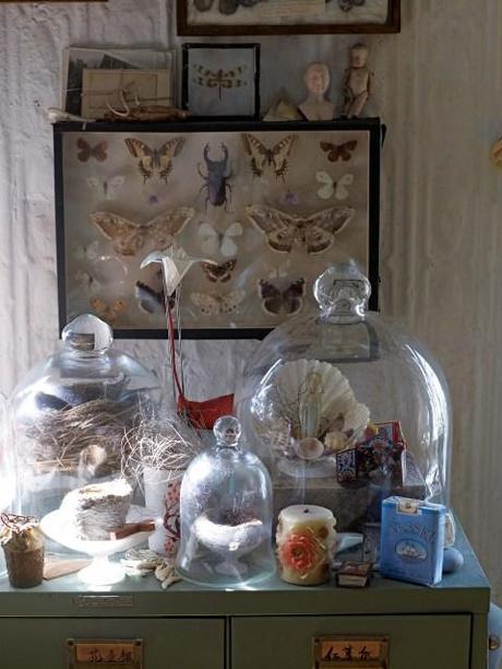 El universo creativo de Sibella Court