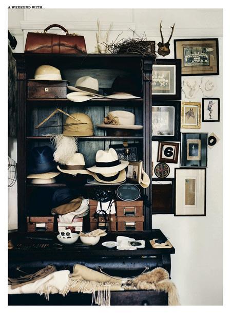 El universo creativo de Sibella Court